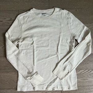 Arizona Jeans Co Off White long sleeve Thermal Tee